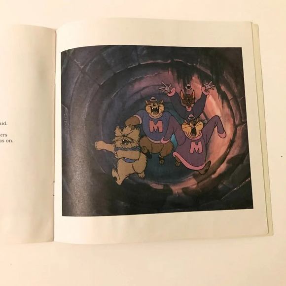 Vintage 1986 Lot of 2 An American Tail  Books Little Lost Fievel The Moss Street - Picture 9 of 16